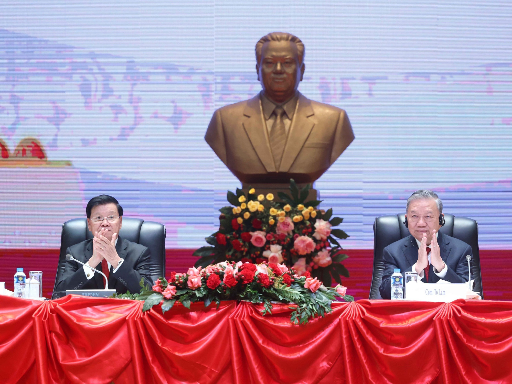 Tổng Bí thư Tô Lâm và Tổng Bí thư, Chủ tịch nước Lào chủ trì Hội nghị thông báo kết quả Đại hội XIV của Đảng Cộng sản Việt Nam -0