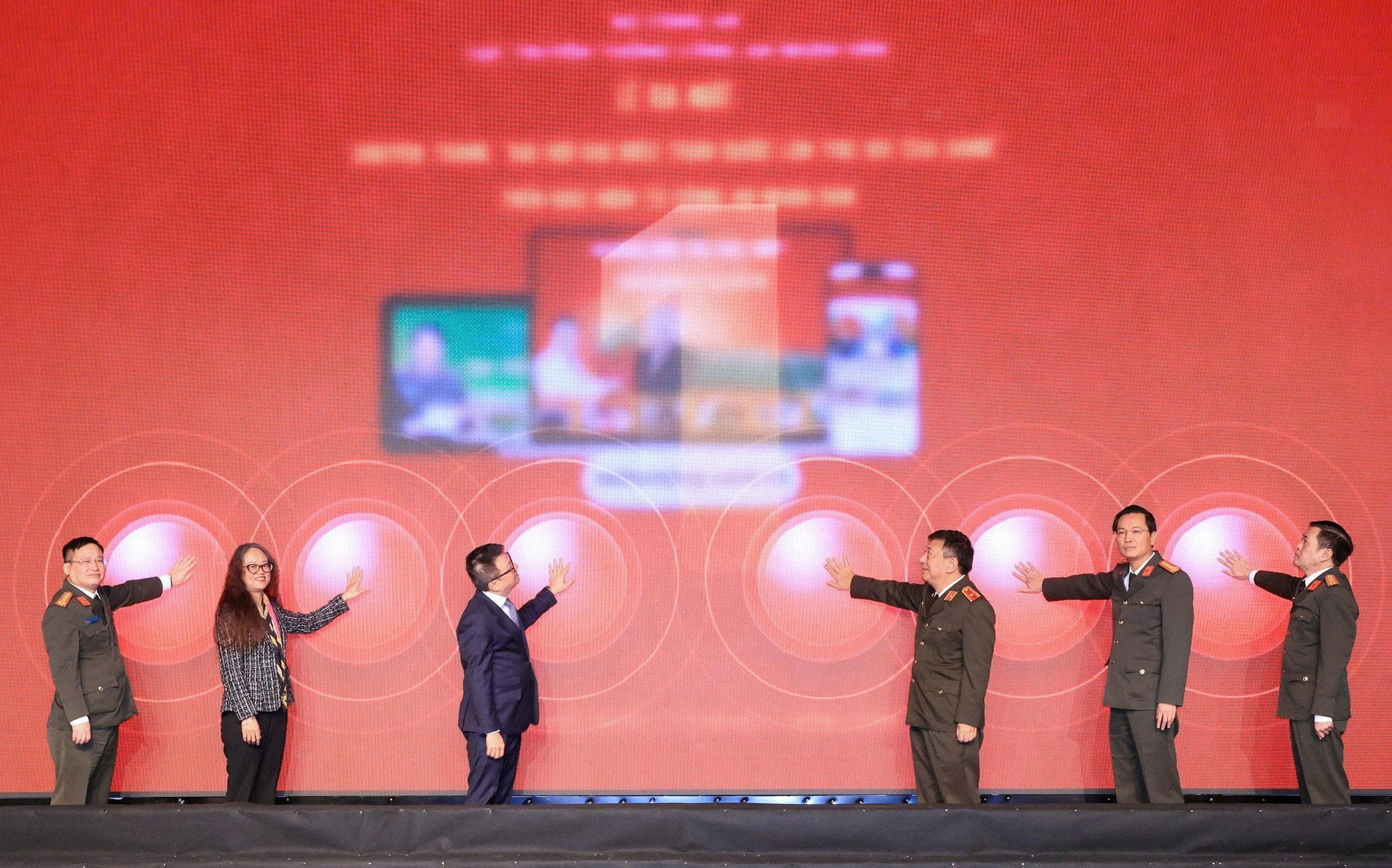 Ra mắt Chuyên trang 