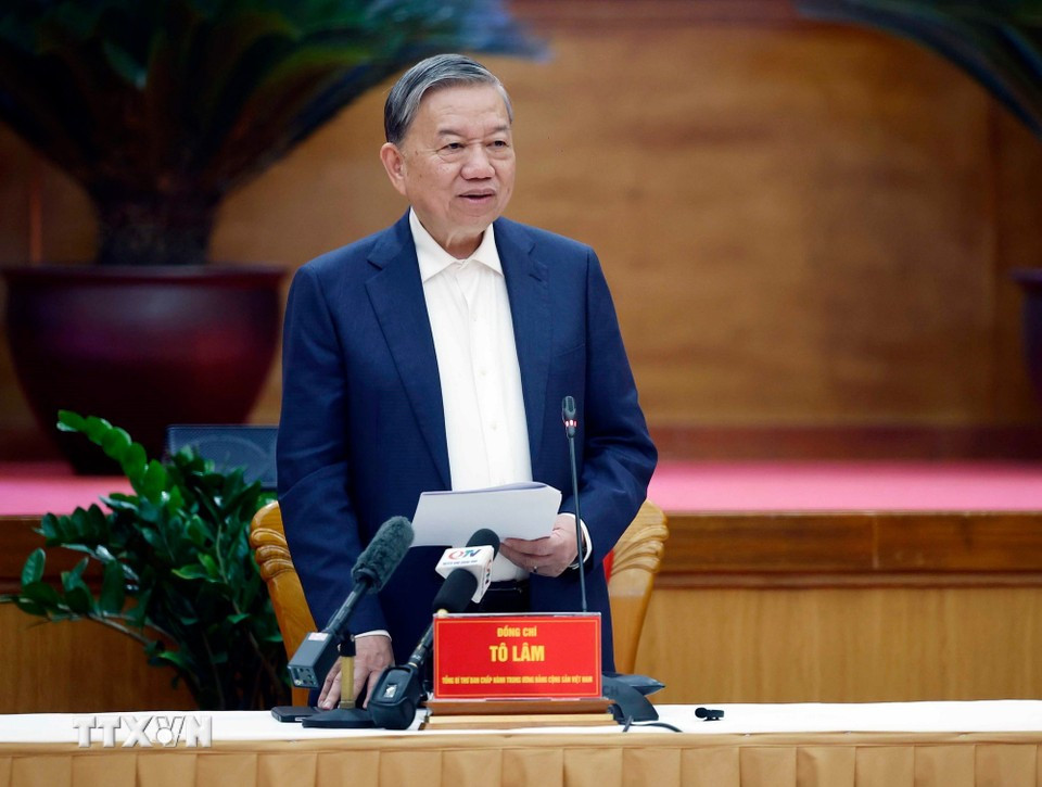 Quảng Ninh từng bước trở thành hình mẫu phát triển xanh, hiện đại, sáng tạo và hội nhập quốc tế -0