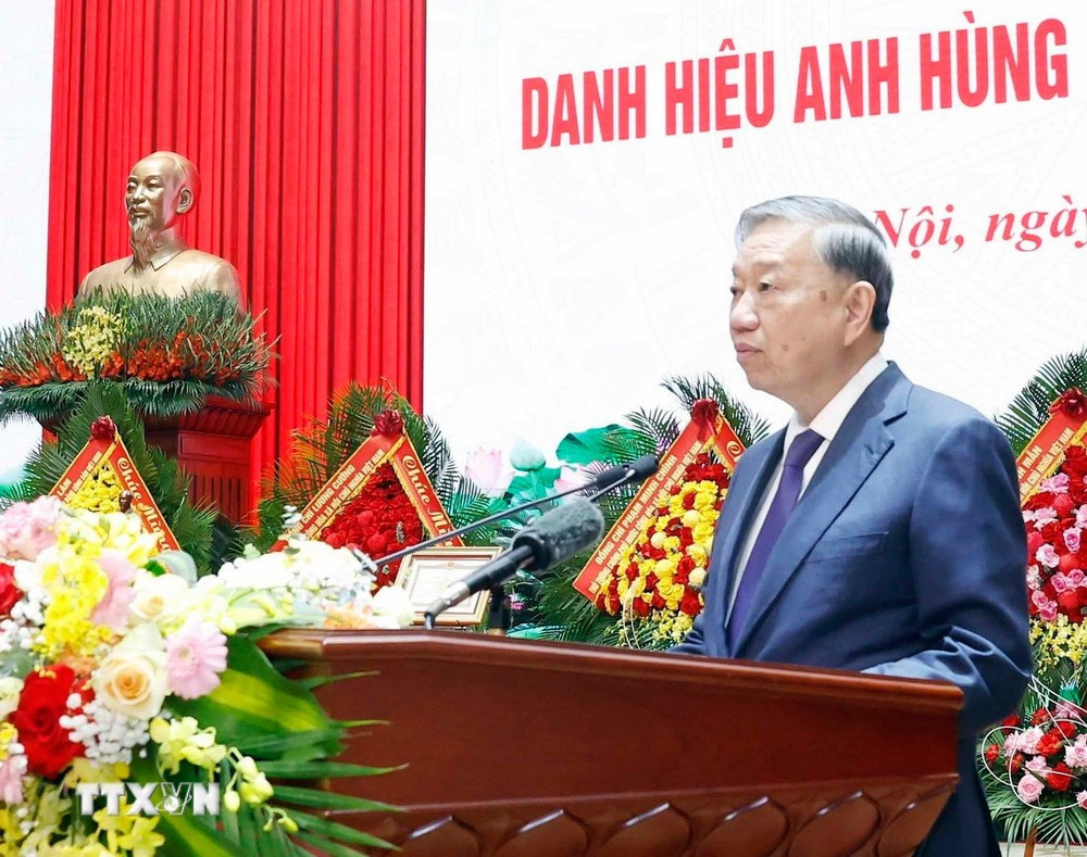 Tổng Bí thư: Đổi mới, hoàn thiện phương thức bảo đảm hậu cần, kỹ thuật trong tình hình mới -0