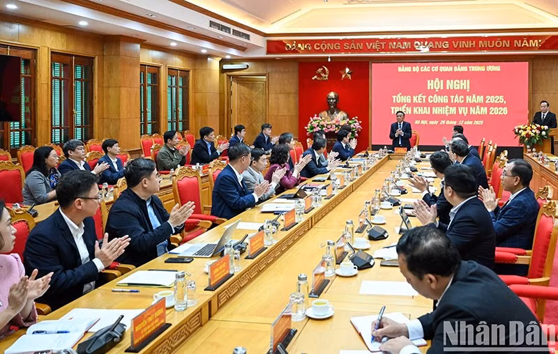 Nâng tầm tham mưu chiến lược, góp phần hoạch định và tổ chức thực hiện thắng lợi những quyết sách lớn của Đảng -0