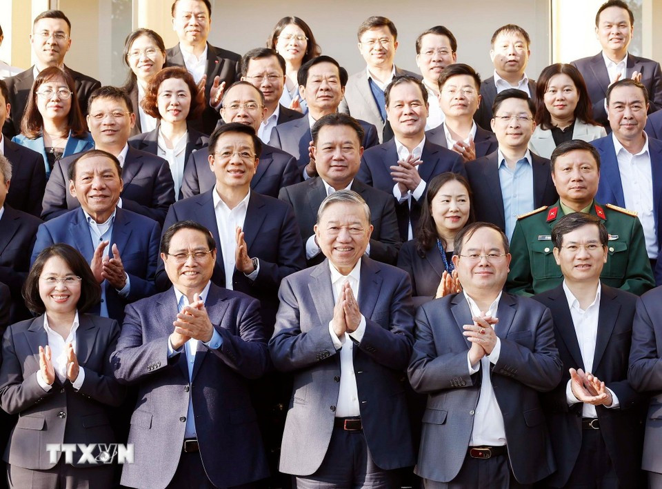 Quảng Ninh từng bước trở thành hình mẫu phát triển xanh, hiện đại, sáng tạo và hội nhập quốc tế -0