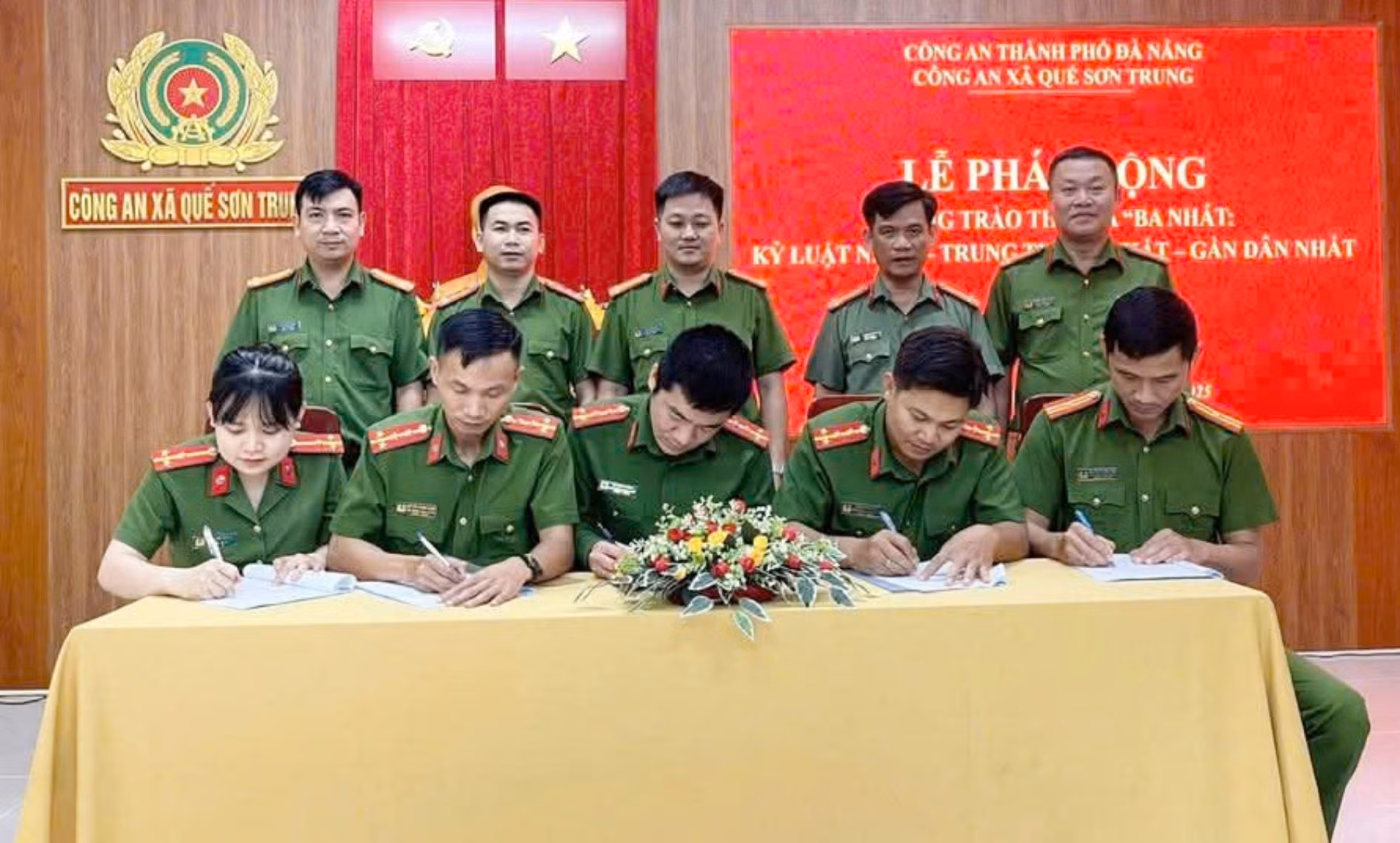 ca-que-son-trung-1.jpg