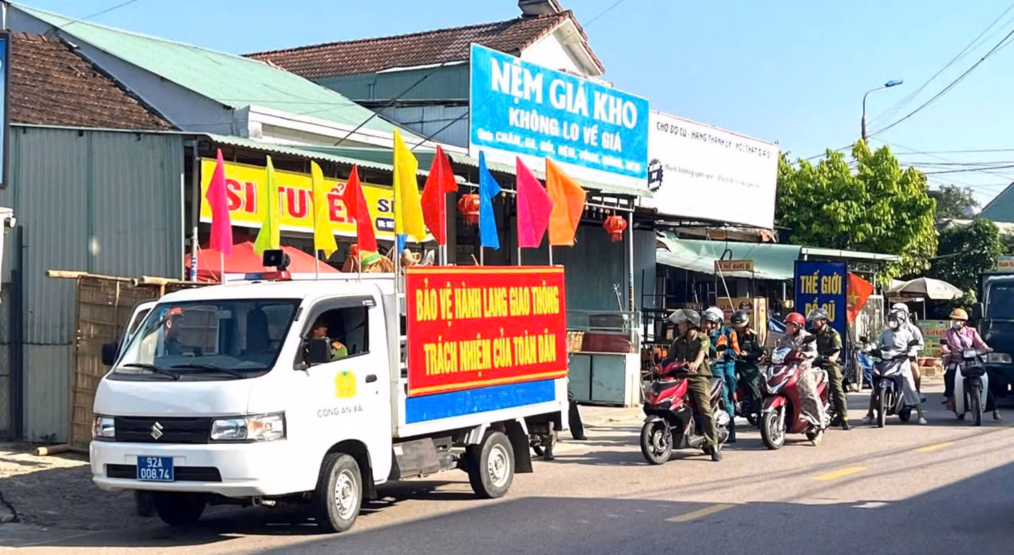 ca-que-son-trung-2.jpg