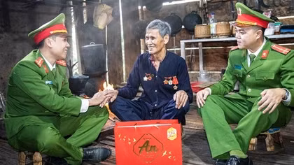 Công an xã: điểm tựa vững chắc nơi rẻo cao Sơn La