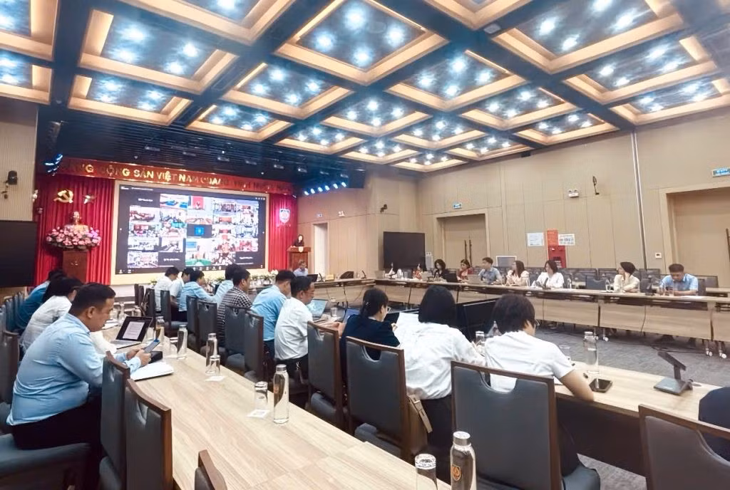 Cuộc họp về tiến độ xây dựng cơ sở dữ liệu công chứng tập trung và tình hình triển khai công chứng điện tử trên phạm vi cả nước do Bộ Tư pháp tổ chức ngày 9/6 vừa qua.
