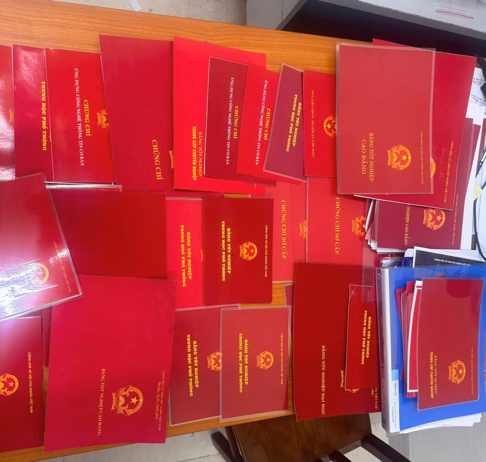 1792742967439-115391238594315006-115391238594315006-ecf42c819f06f1a4feefcf437ac520bb.jpg