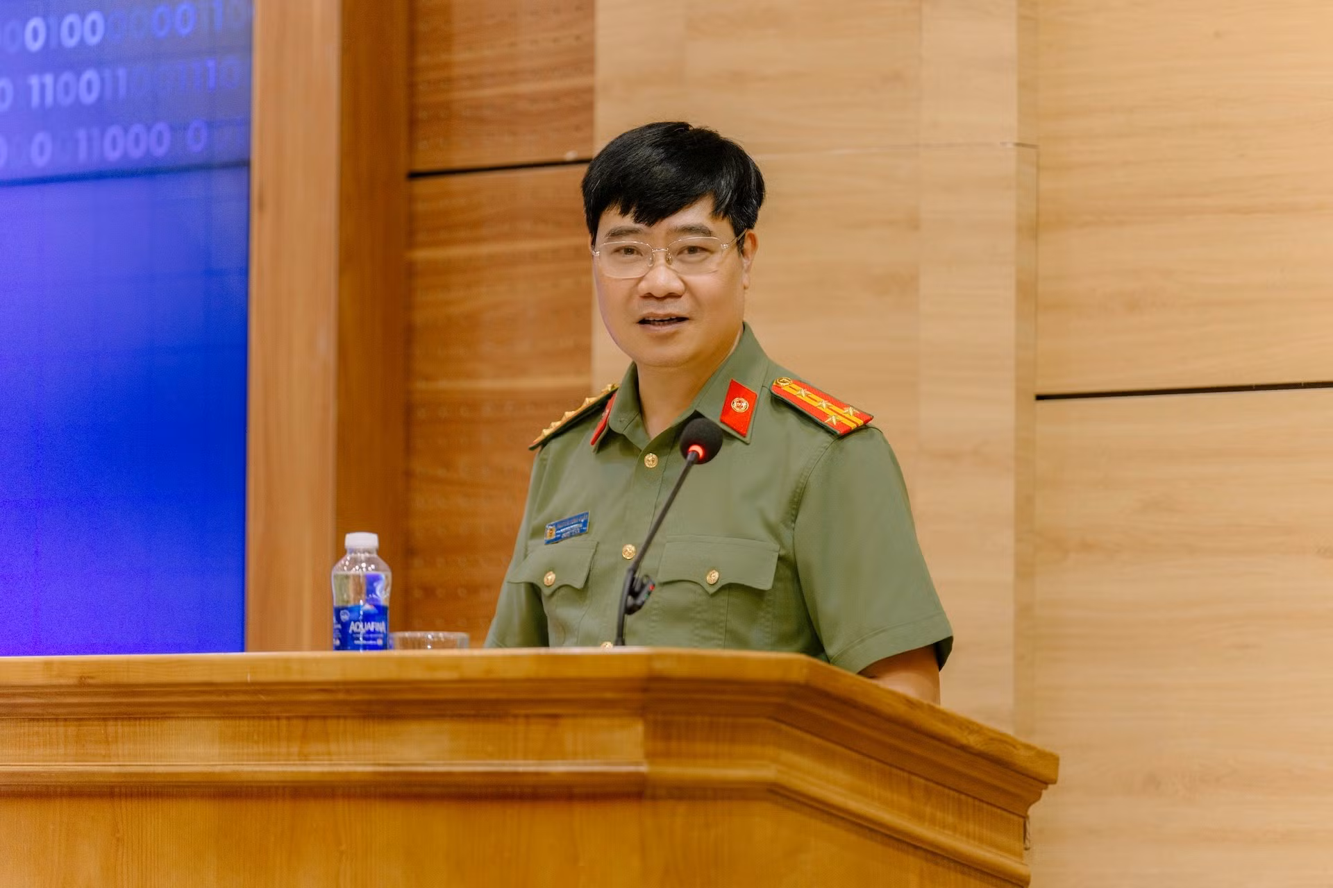 hdh00911.jpg