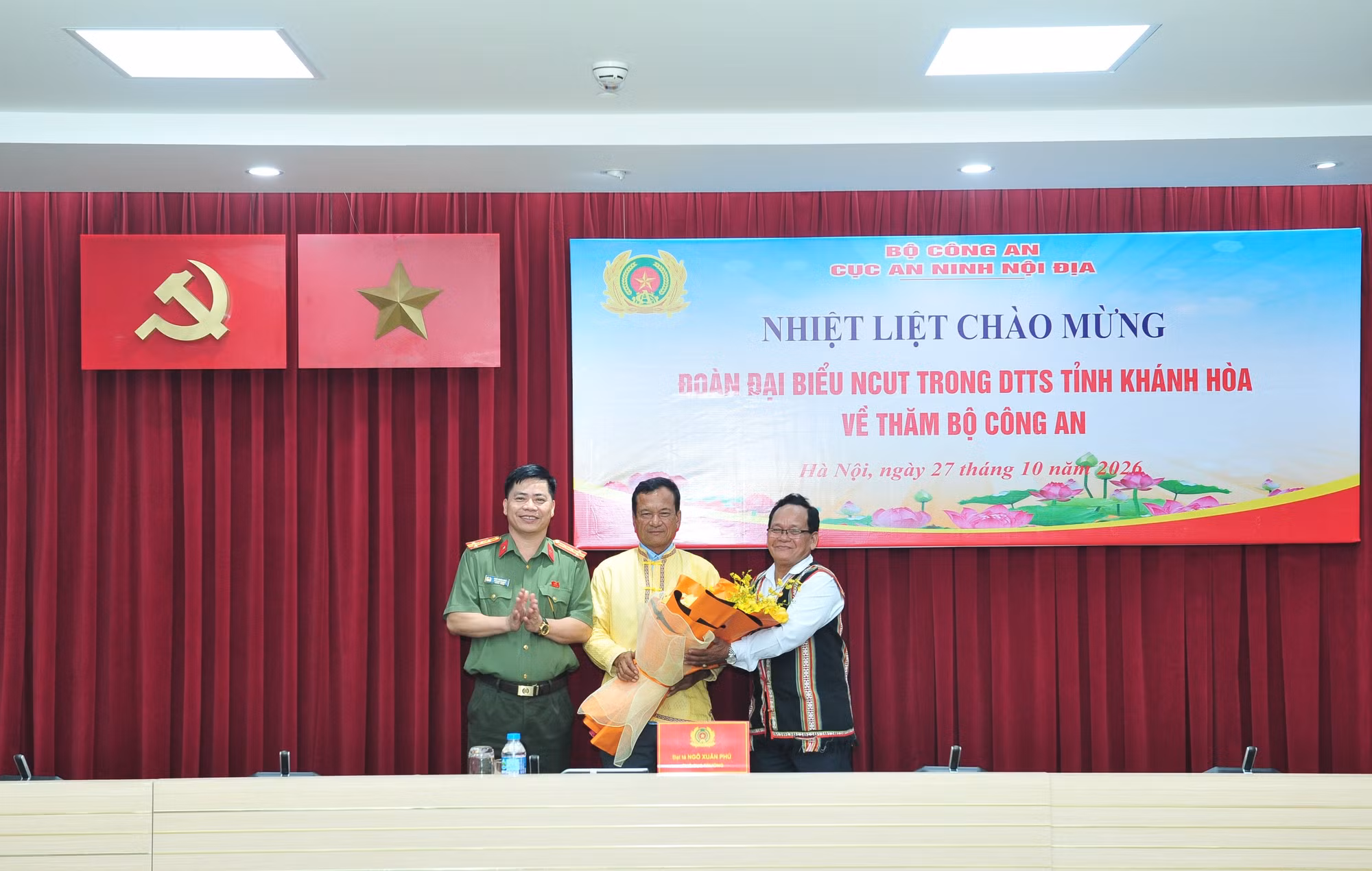 4-6521.jpg