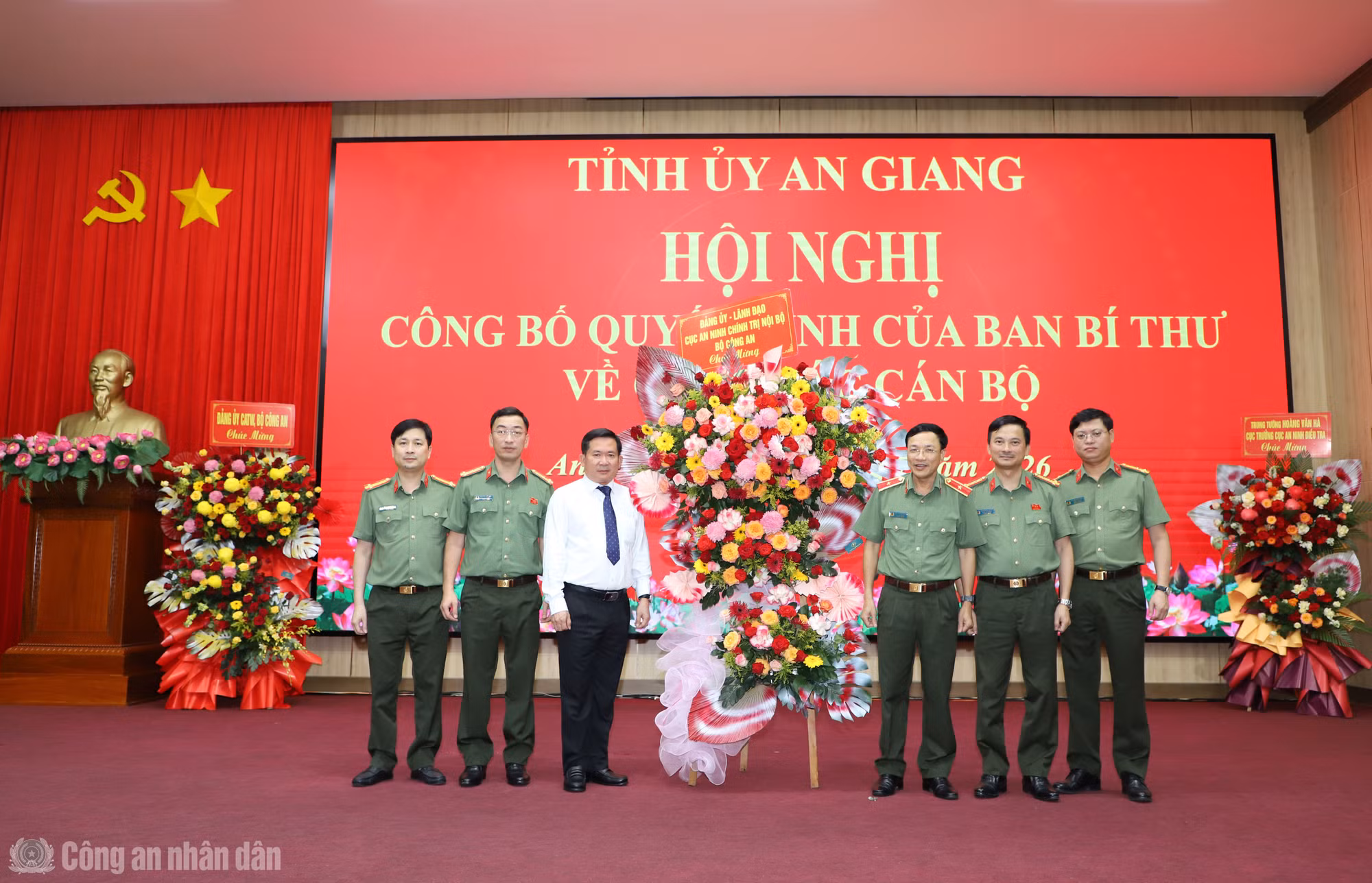 cand_bl_a-8.jpg