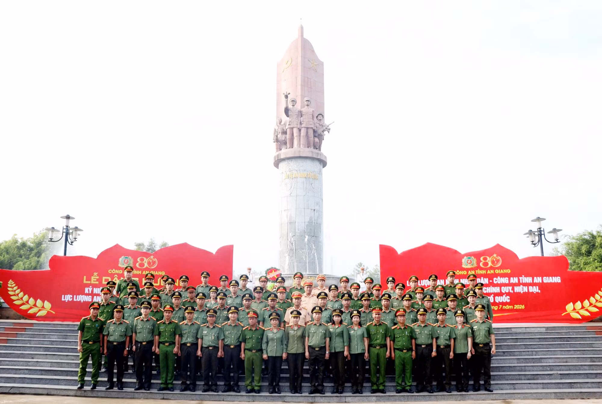 z8012206027162-b8abf6e873b417bf479a91b22c1fb488.jpg