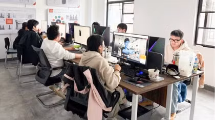 Nỗi lo dài với phim ngắn AI