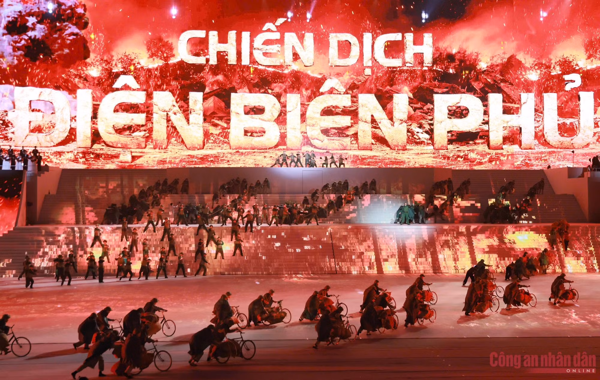 “Dưới lá cờ vẻ vang của Đảng” – Bản hùng ca chào mừng thành công Đại hội XIV -3