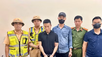 Trắng đêm trên những tuyến đường… “nóng” ma túy