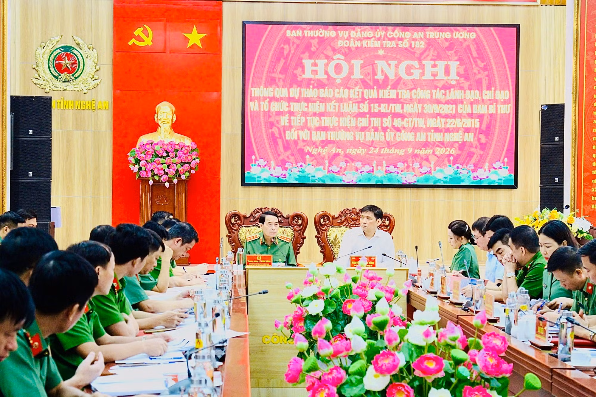 toan-canh.jpg