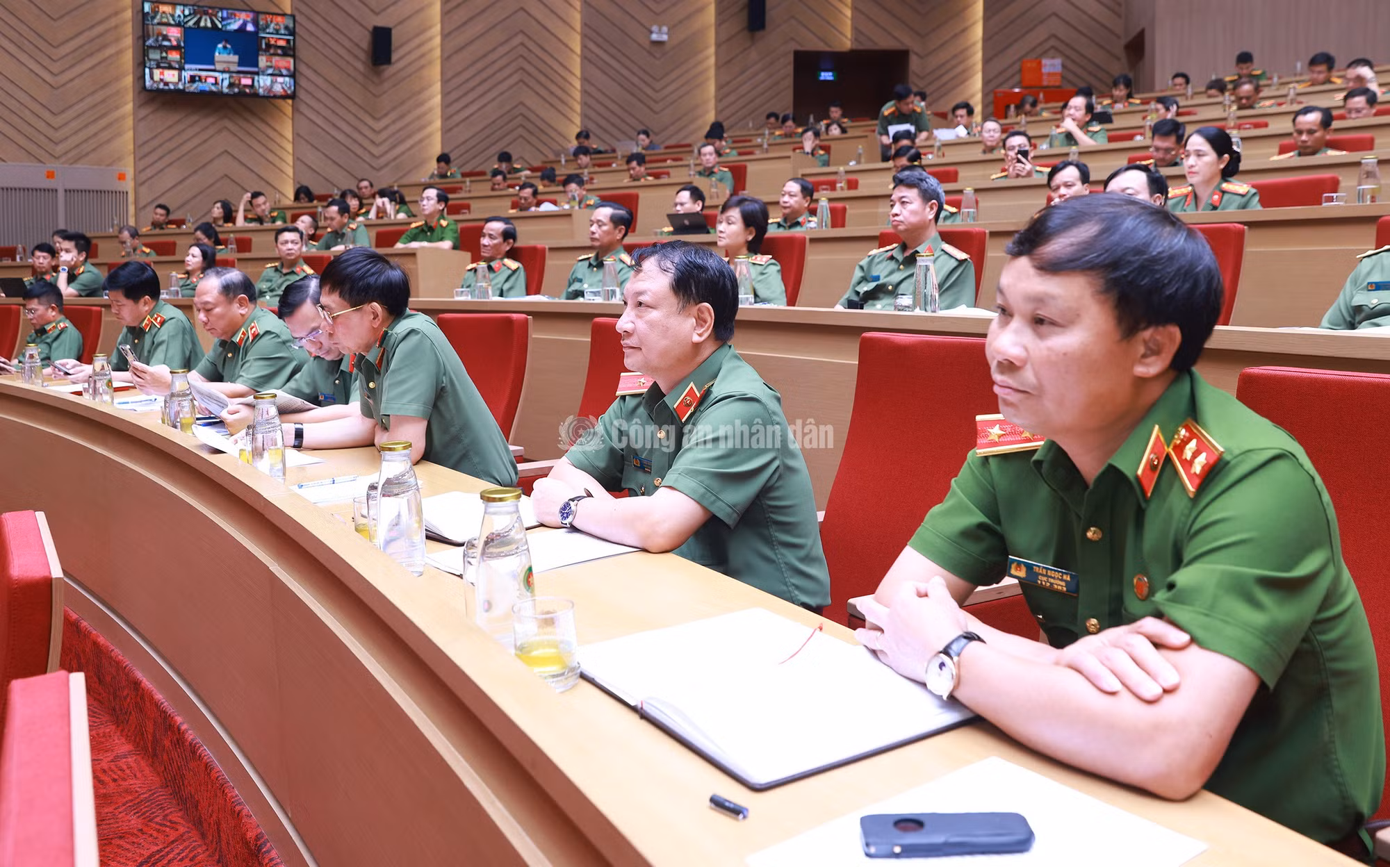 cand_c_k-ha1346.jpg