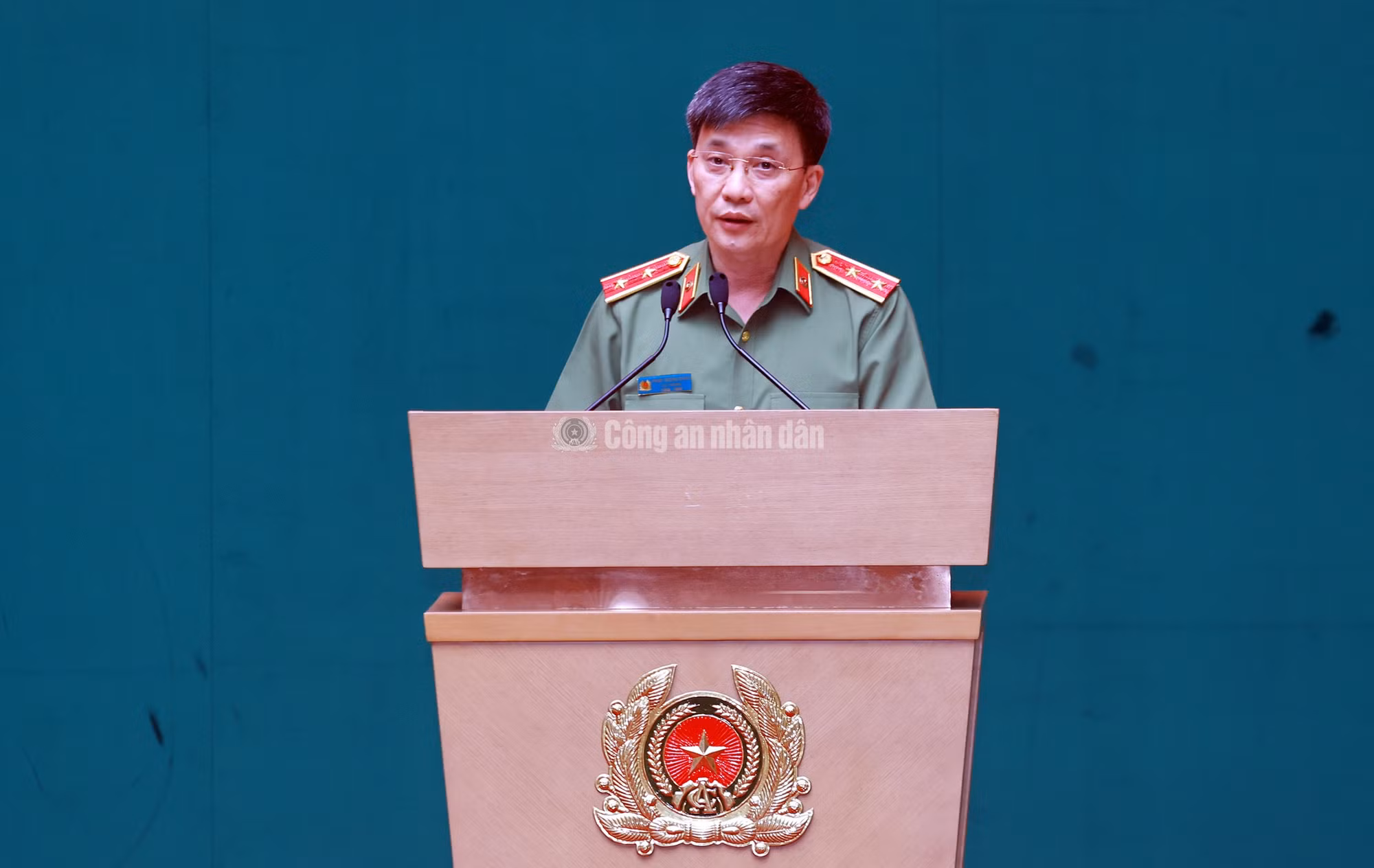 cand_c_k-ha1294.jpg