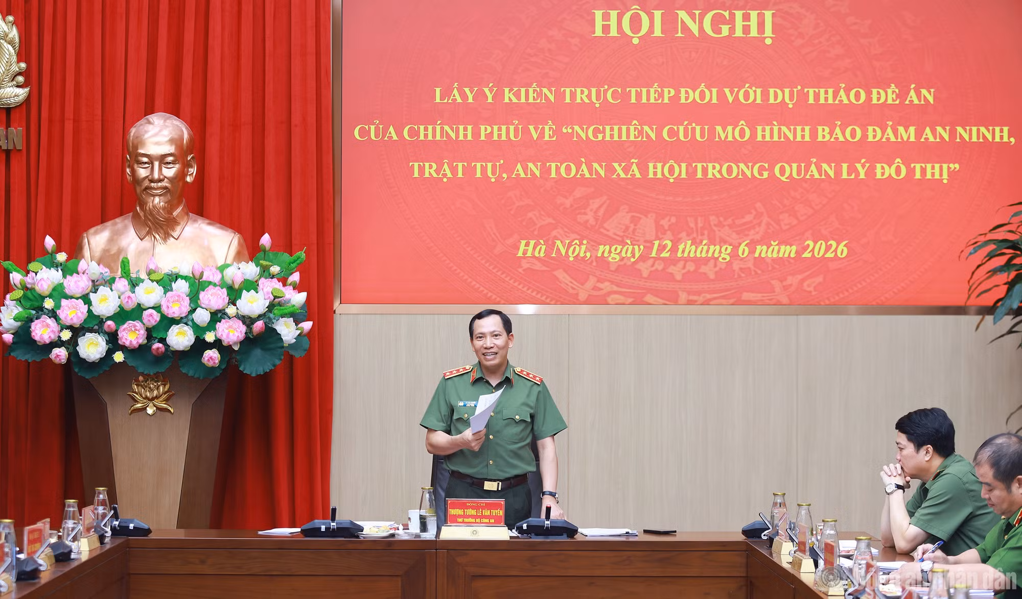 cand_br_k-ha2430.jpg