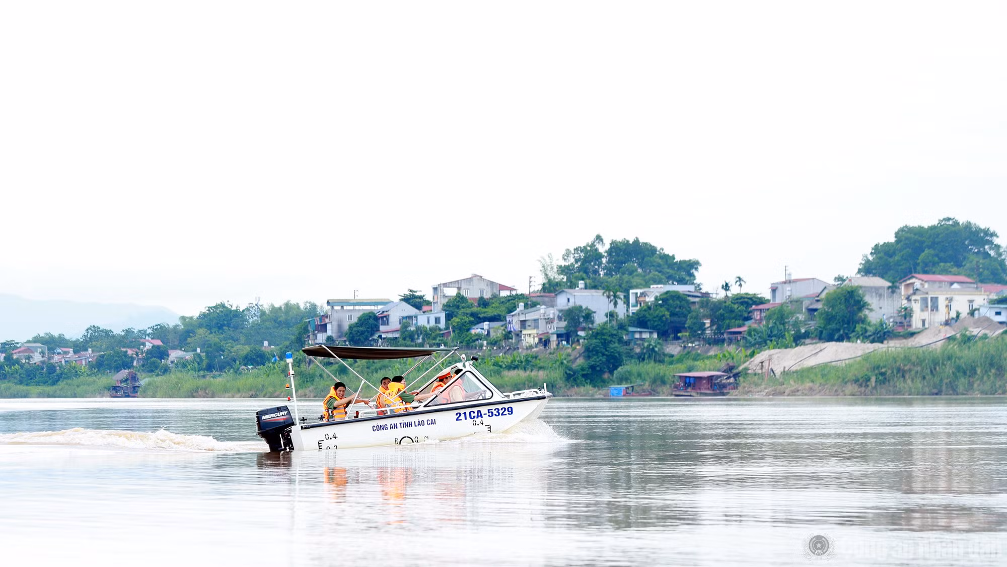 cand_br_k-ha8897.jpg