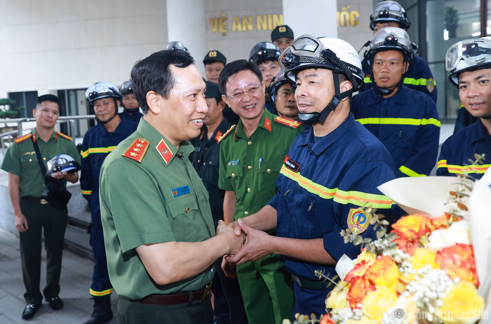 cand_br_k-ha4690.jpg