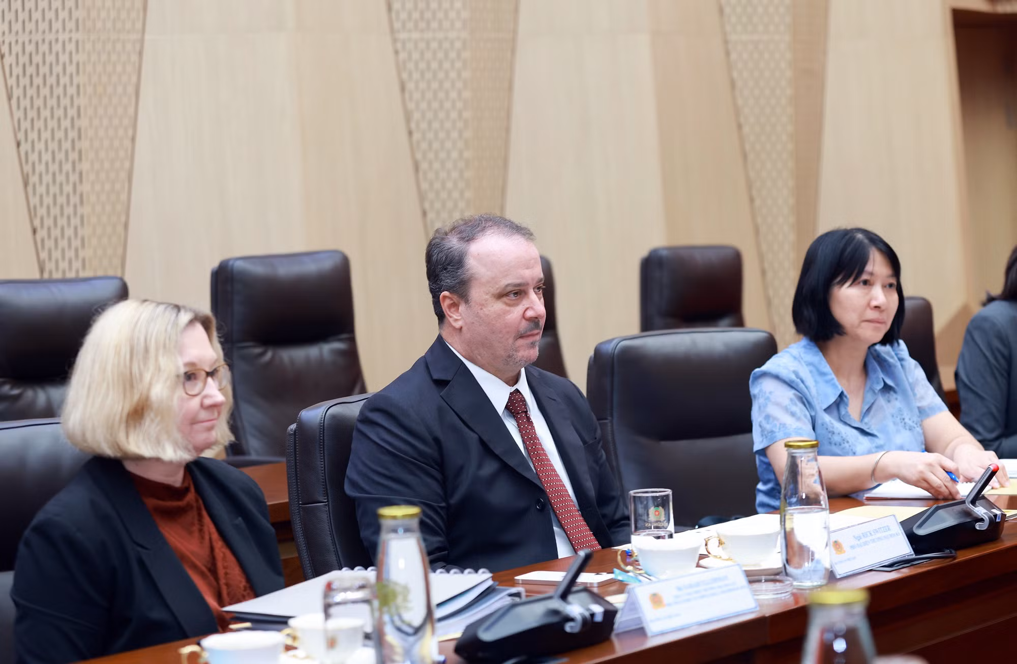 k-ha9269.jpg