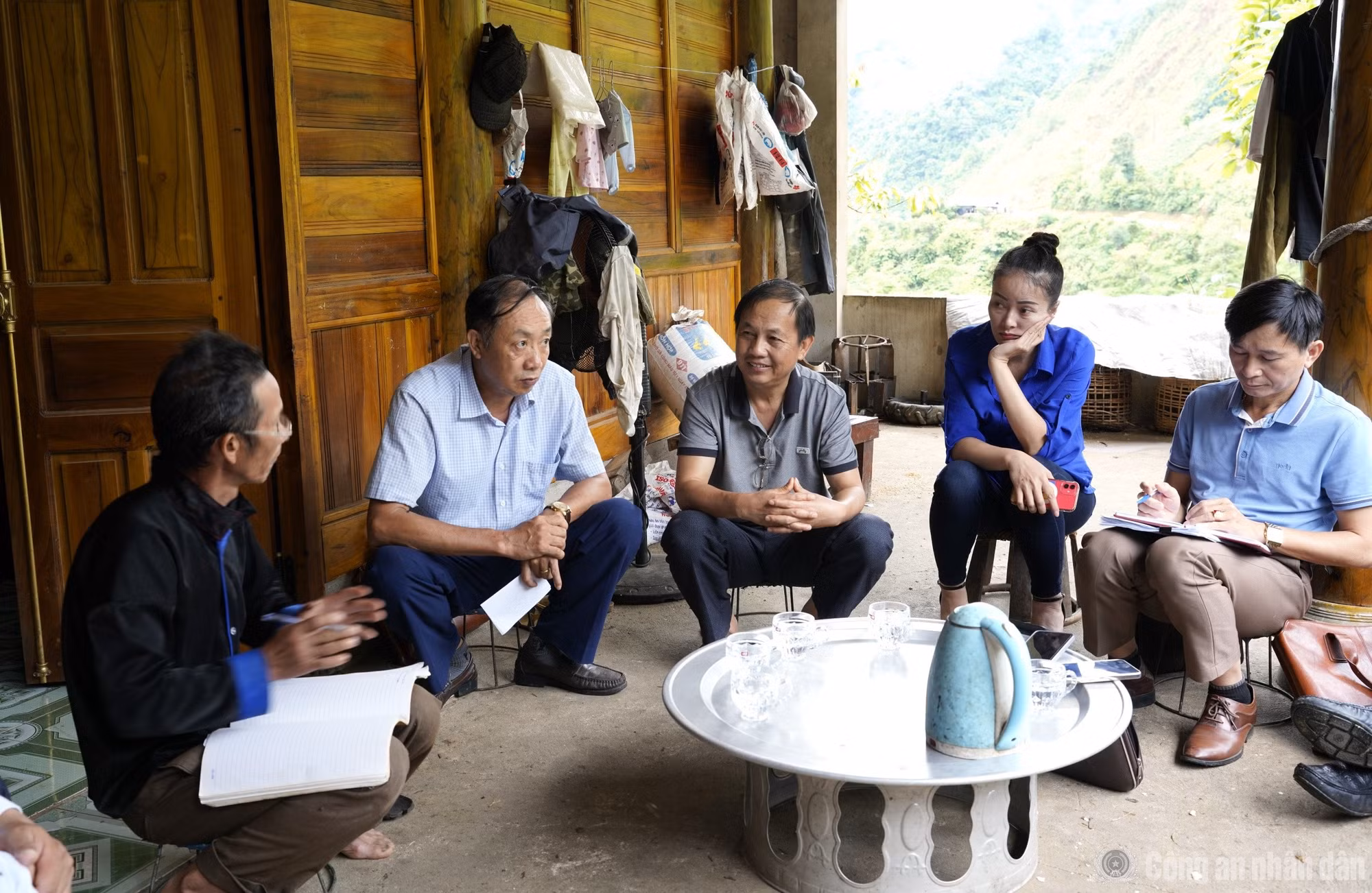 cand_br_tuyen-truyen-van-dong-nhan-dan-nang-cao-canh-giac-khong-theo-cac-ta-dao-dao-la.jpg