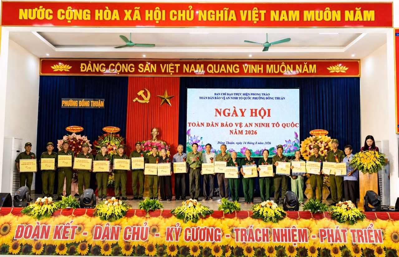 2-9334.jpg
