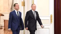 Toàn bộ Chính phủ Nga từ chức, Putin chấp nhận