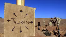 Afghanistan - vũng sình 17 năm chôn chân 3 đời Tổng thống Mỹ