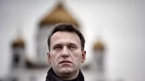 Phán Navalny có thể "bị đầu độc", bác sĩ Đức bị Nga chỉ trích