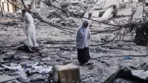 (NÓNG TUẦN QUA) Người Palestine khổn khổ giữa hai làn đạn; biến chủng COVID-19 Ấn Độ lan rộng