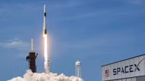 Phi hành gia Nga sắp lên không gian bằng phi thuyền SpaceX