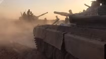 Syria tha bổng gần 1.000 phiến quân ở Deraa ra hàng