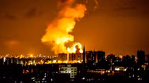 Israel bất ngờ dội lửa vào cứ điểm Hamas ở Gaza