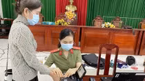 Xúc động bài thơ của nữ Thiếu úy Công an về Những "bông hồng thép" 