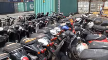 Phát hiện nhiều container chứa hàng nhập lậu trị giá cả trăm tỷ đồng