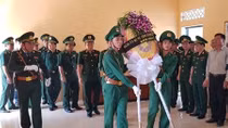 Nghẹn ngào tiễn đưa Thiếu tá Biên phòng Vi Văn Nhất về với đất mẹ