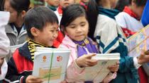 Đại sứ quán Pháp kêu gọi thu gom sách ủng hộ trẻ em khó khăn