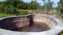 Dự án suối nước nóng “treo” 12 năm, dân không có đất sản xuất