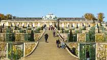 Tiếng phong cầm trên đường phố Potsdam