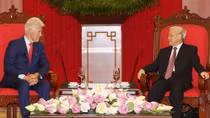 Lãnh đạo Việt Nam tiếp nguyên Tổng thống Hoa Kỳ Bill Clinton