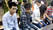 Va chạm giao thông gây… trọng án