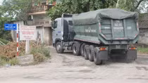 Đã lắp biển báo hạn chế tải trọng tại đê Chã