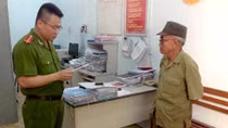 Khai man lý lịch để được hưởng trợ cấp hàng trăm triệu đồng