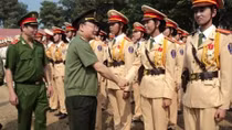 Quyết tâm ‘huấn luyện giỏi, diễu binh tốt’