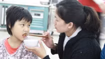 Mang mùa xuân đến sớm với những người trọng bệnh 