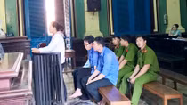 Đường dây buôn lậu phụ tùng xe đầu kéo lãnh án