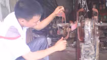 'Kỳ nhân' sáng chế máy nông nghiệp đa năng '8 trong 1'