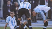 Vì anh là Messi ?