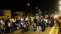 Quái xế Sài Gòn và thú chơi tốc độ: “Chưa thấy quan tài chưa đổ lệ”